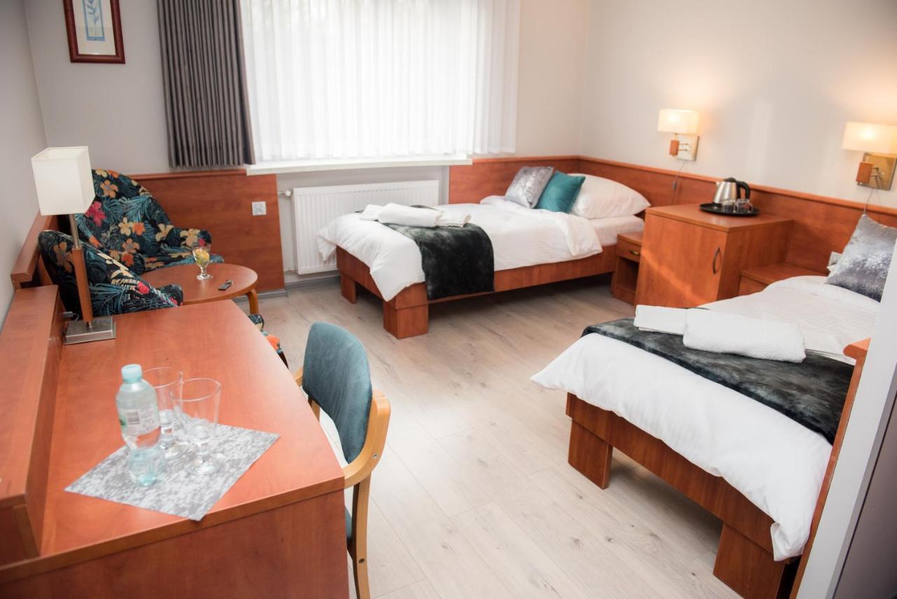 Geris Aparthotel Częstochowa Exterior foto
